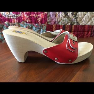 Dr Scholl’s high heeled sandal